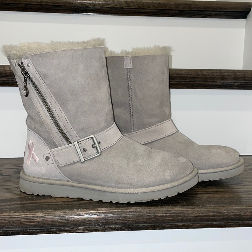 Ugg Blaise - Limited Edition Breast Cancer